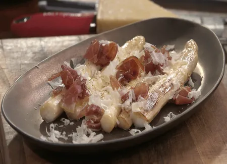 Asperges des sables des landes rôties au parmesan