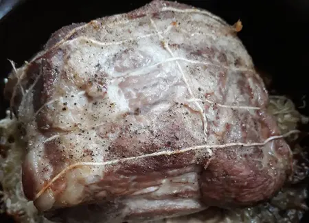 Gratin de pomme de terre fondant et rôti de porc