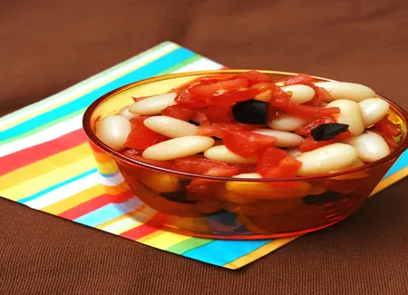 Haricots blancs frais à la sauce tomate
