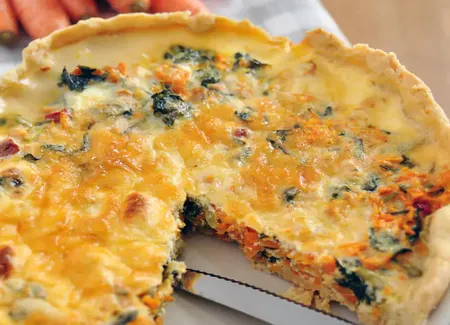 Quiche aux fanes de carottes