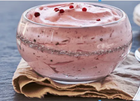 Trollkrem (crème norvégienne aux fruits rouges)
