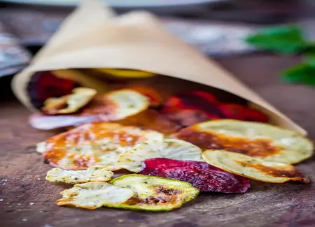 Chips de legumes au four