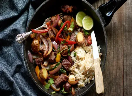 Lomo saltado