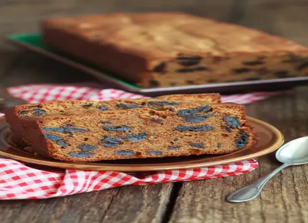 Cake aux pruneaux