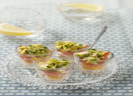 Verres avocat, saumon, mangue