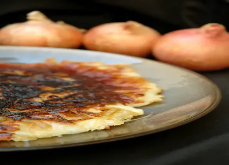 Galette de vacherin aux oignons