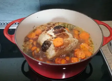 Rôti de porc pruneaux carottes