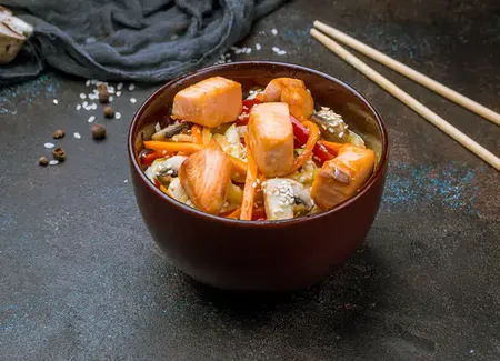 Dés de saumon façon teriyaki