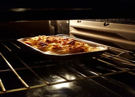 Crumble de pommes de terre chèvre et roquefort