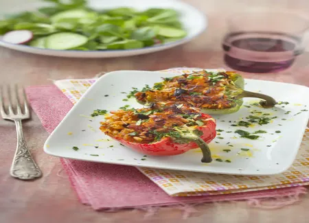 Poivrons farcis riz et épices (végétarien)