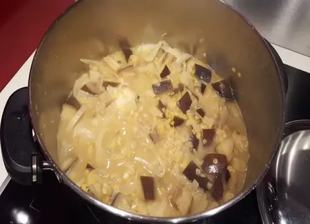 Soupe d'asperges vertes au parmesan