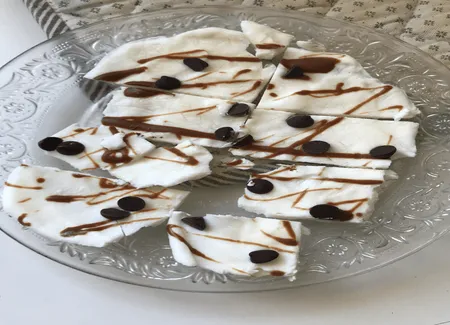 Yaourt glacé au beurre de cacahuète et chocolat