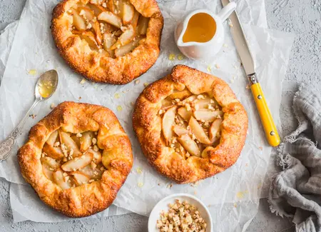 Tartelettes rustiques poires-caramel