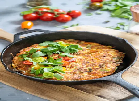 Frittata aux courgettes, tomates et chèvre