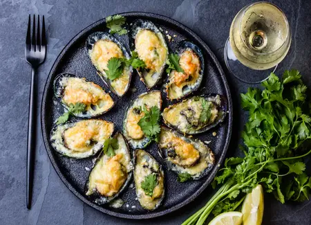 Gratin de moules persillées