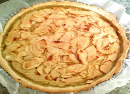 Tarte aux pommes à la crème pâtissière