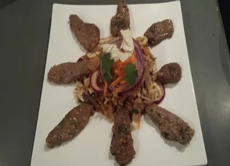 Emincé de canard mariné et cru-cuit de légumes