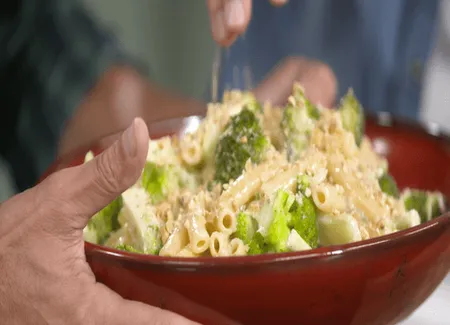 Macaroni gorgonzola brocoli et noix par laurent mariotte
