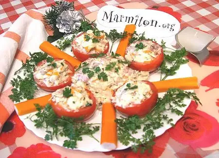 Couronne de tomates au chou fleur, surimi et bacon