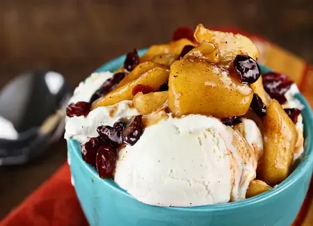Fruits d’automne poêlés aux épices