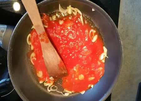Tagliatelles au thon tomaté
