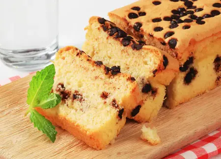 Quatre-quarts aux pépites de chocolat et à la cannelle