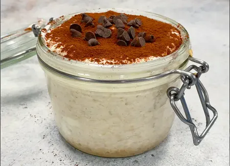 Porridge "overnight oats" façon tiramisu