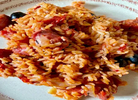 Pâtes sauce aux saucisses