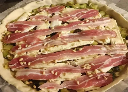 Tarte courgettes, camembert, lard