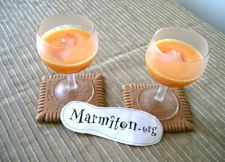 Cocktail rafraîchissant au melon