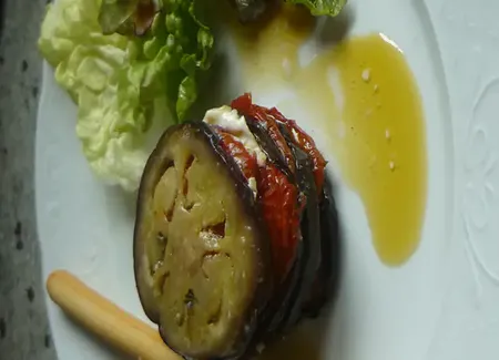 Millefeuille aubergines tomates mozzarella
