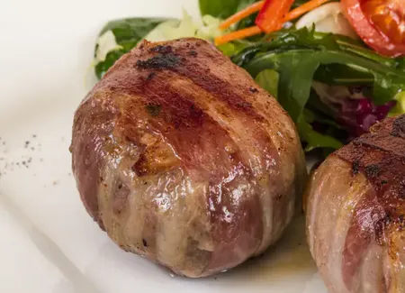 Filet mignon de porc au fromage et au lard