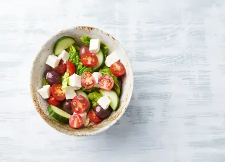 Salade tomate avocat pomme mozzarella