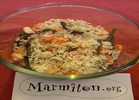 Riz au poulet ou nasi-goreng (indonésie)