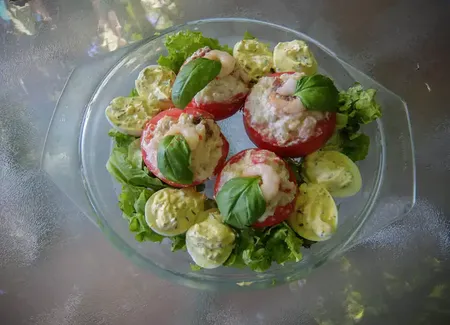 Tomates farcies ultra-légères au chou-fleur