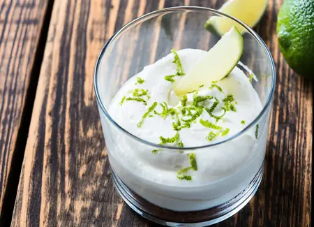 Mousse au citron vert facile sans oeuf