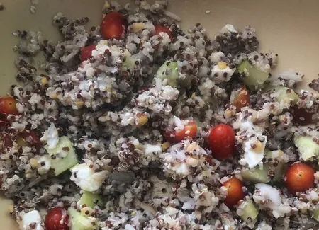 Taboulé printemps (quinoa, feta, noix et menthe)