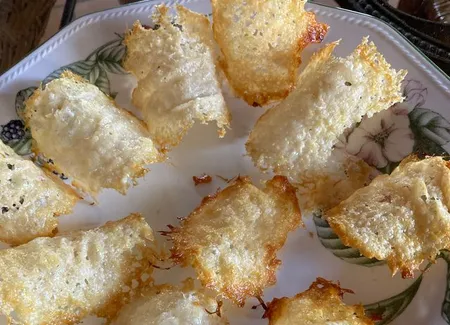Tuiles de parmesan au curry
