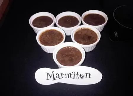 Entremet chocolat-poivre