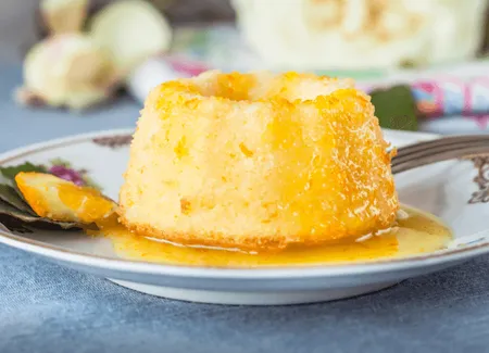 Savarin à l'orange et au grand marnier