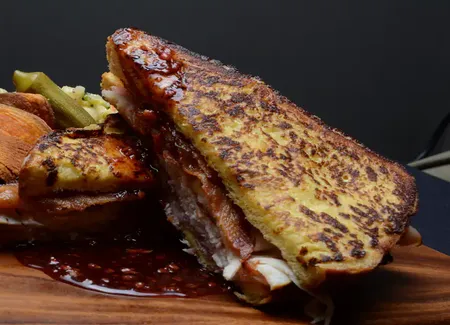 Le p'tit dessert du dimanche soir (croque monsieur poire chocolat)