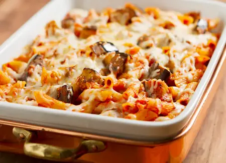 Gratin de pâtes au thon et riste d'aubergines