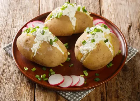 Pommes de terre farcies aux herbes