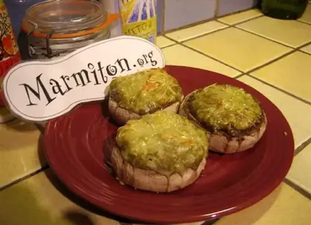 Champignons farcis au saumon fumé
