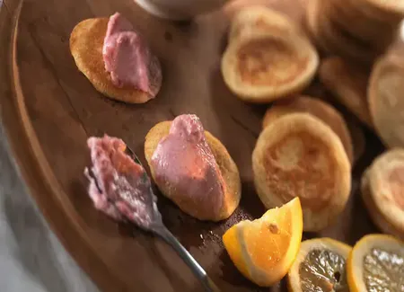Blinis chantilly saumon tarama