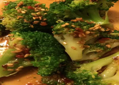 Salade de brocolis à la coréenne