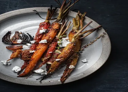 Poêlée de carottes au miel et aux petits oignons