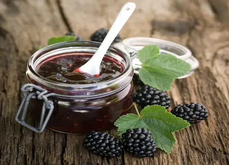 Confiture de mûres sans pépins