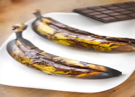 Bananes au chocolat au barbecue