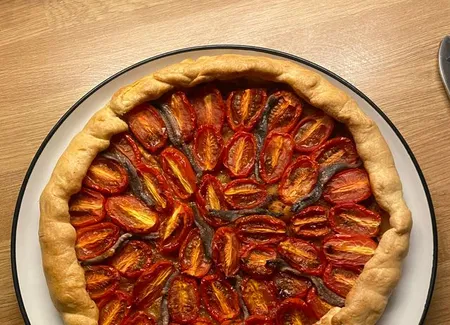 Tarte moutarde tomates anchois